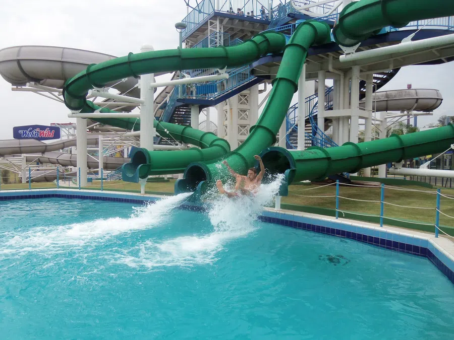 Крупнейший аквапарк Новосибирска начал банкротиться