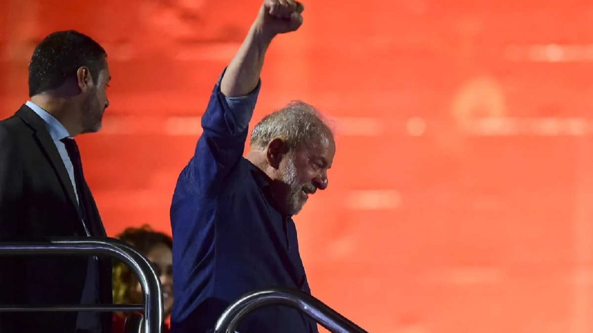 Луис Инасиу Лула да Силва снова стал президентом Бразилии