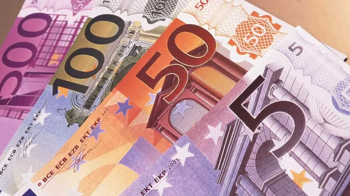 Отношения евро к доллару являлись всегда актуальными. Фото: pxhere.com