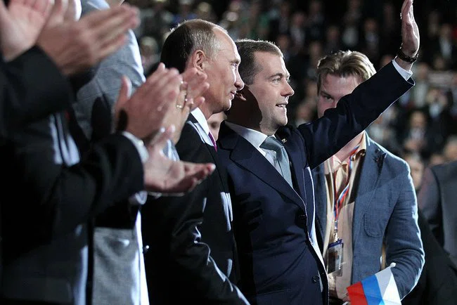 Дмитрий Медведев не смог поддержать "Единую Россию" из-за болезни