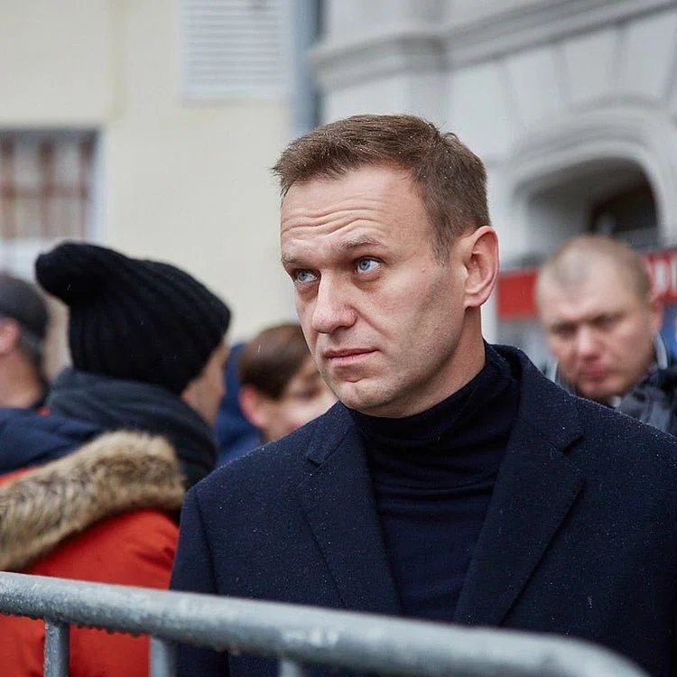 Комиссия исправительной колонии в Покрове продлила профучет Алексея Навального