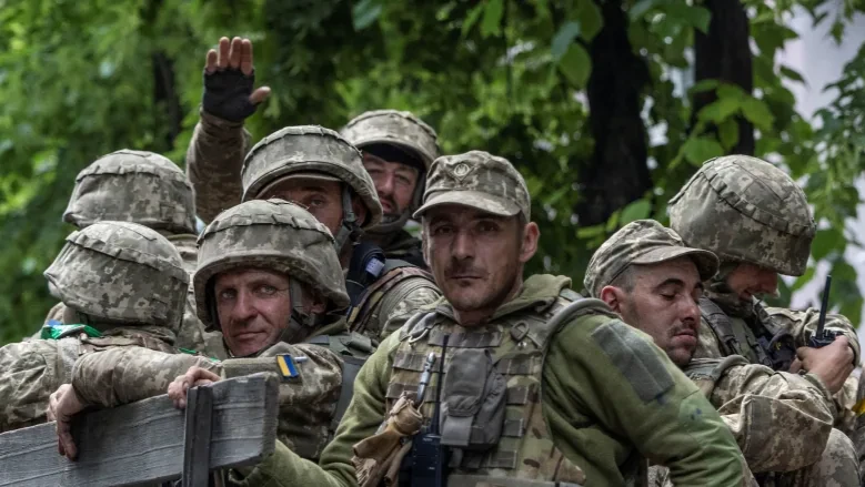 «Мы просто пушечное мясо» Военные ВСУ обвинили власть в предательстве – многие уверены, что  правду никто знать не хочет, а просто хотят красивой истории объединения Украины