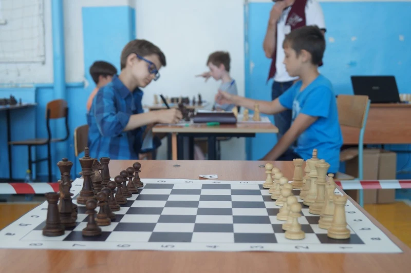 Крупнейший в России шахматный турнир «Маэстро» проходит в Бердске