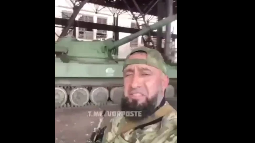 «До нациков слабо доходит, но мы их всех вылечим» : Рамзан Кадыров рассказал о зачистке «Азовстали» и показал на видео заветные трофеи