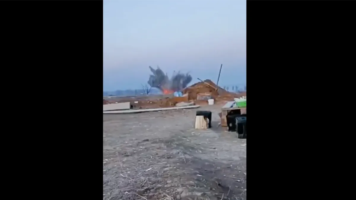 Боевики ВСУ выложили кадры с фатальными ударами российских крылатых ракет по их позициям - видео