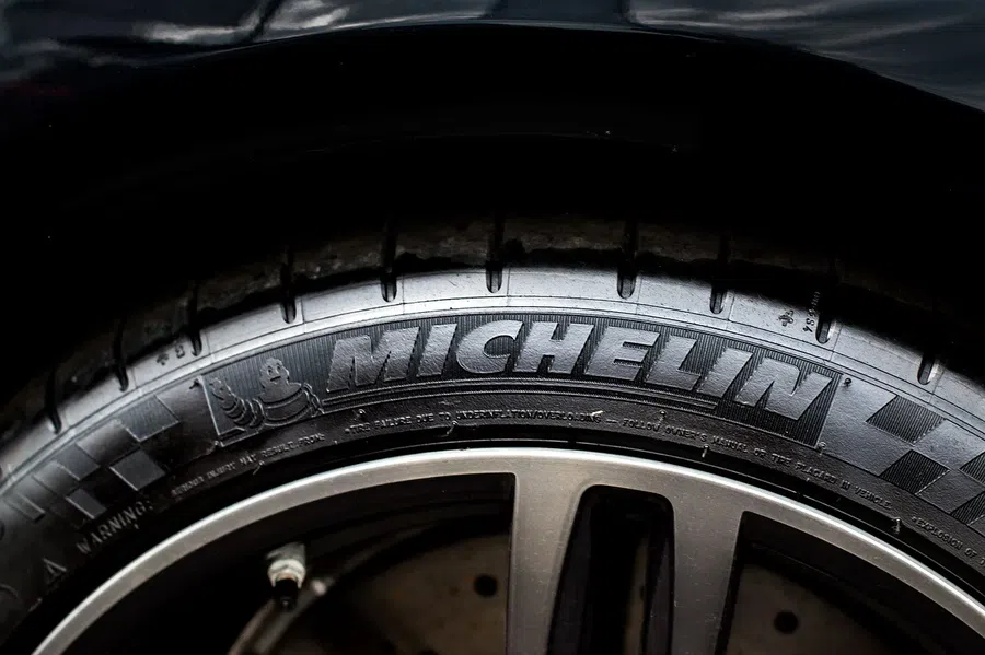 Французский производитель шин Michelin приостановит работу в России