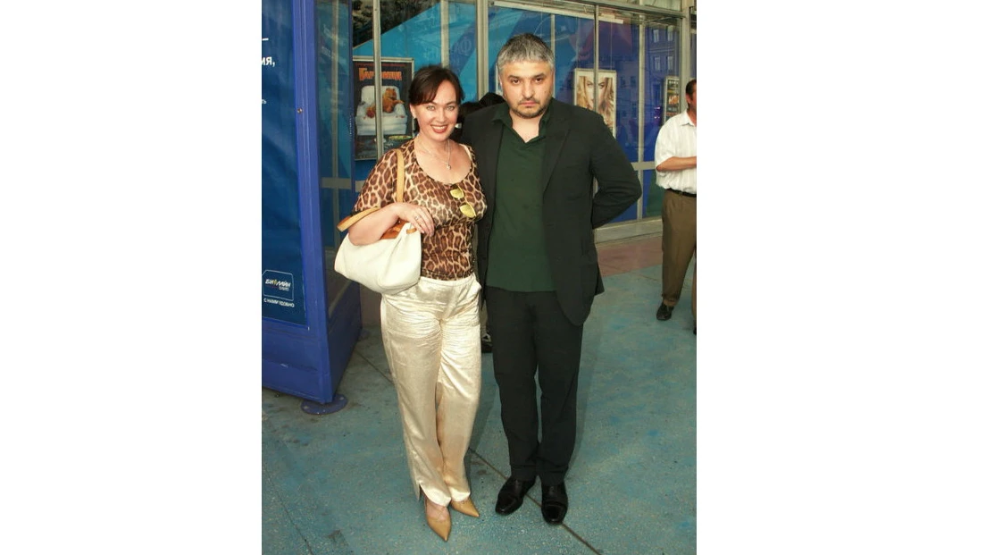 Лариса Гузеева показала мужа 61-летнего ресторатора Игоря Бухарова – он кардинально сменил имидж и стал выглядеть моложе жены