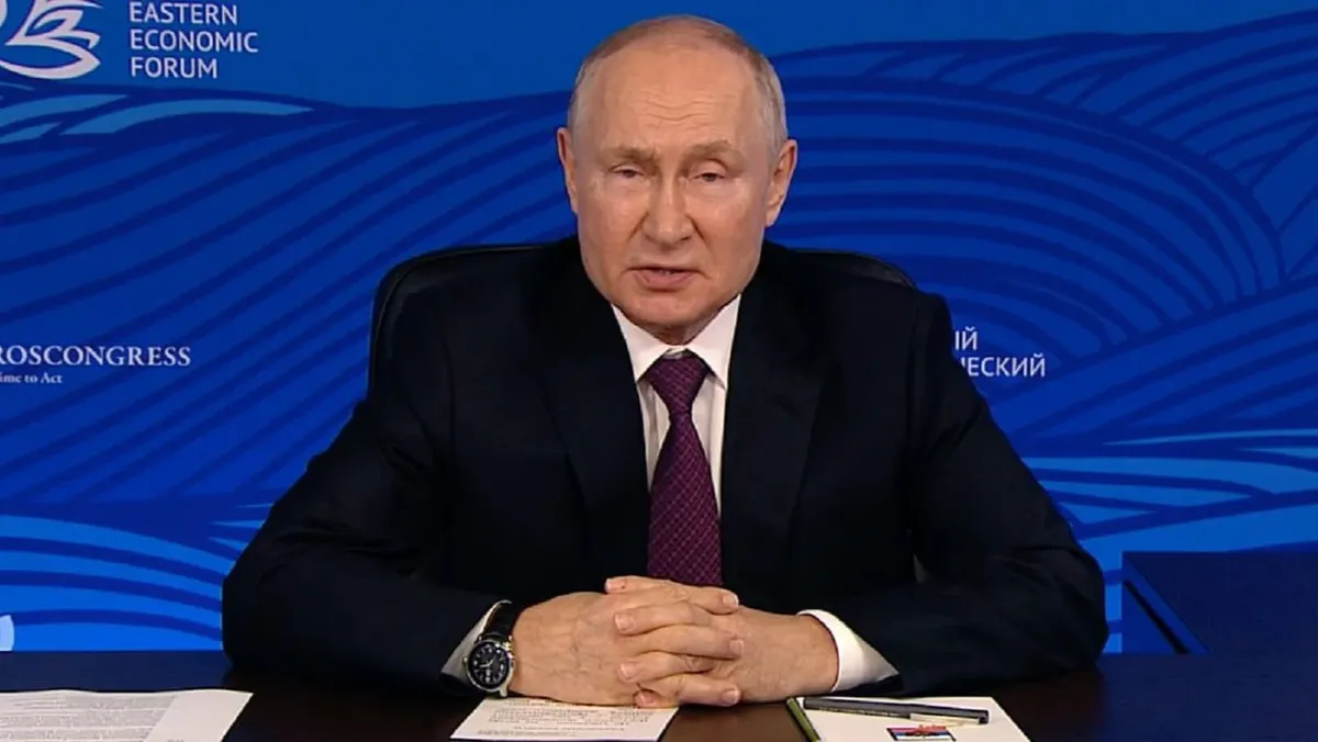 «Чушь какая-то»: Владимир Путин прокомментировал отъезд Чубайса из России