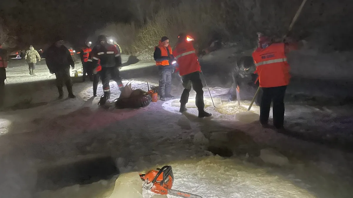 В Вологодской области утонул 6-летний мальчик: ребёнок оказался на льду с семилетним другом 