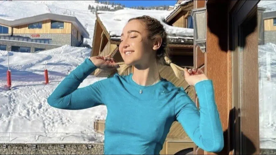 Ольга Бузова поразила подписчиков опухшим лицом во время отдыха на горнолыжном курорте