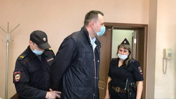 Суд принял апелляционную жалобу на приговор экс-главе подразделения мэрии Новосибирска Дмитрию Лобыне