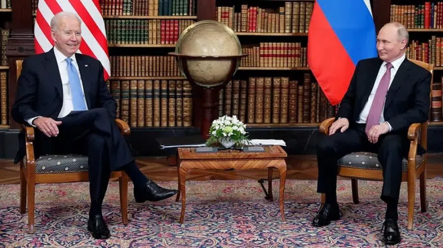 Рейтинг Путина превысил рейтинг Байдена в США: Американцы назвали провалом переговоры с лидером РФ