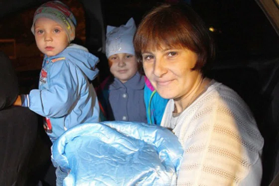 В Иркутске женщина родила прямо на посту ДПС. Помощь беременной оказали сотрудники ГИБДД