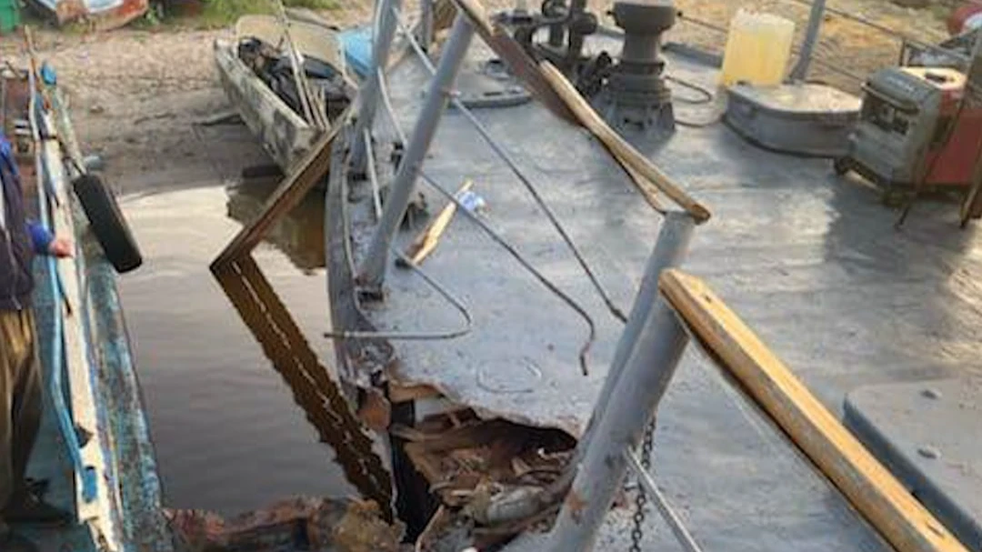 В Пермском крае на реке Кама пассажирский катер столкнулся с баржой –  девять человек пострадали 