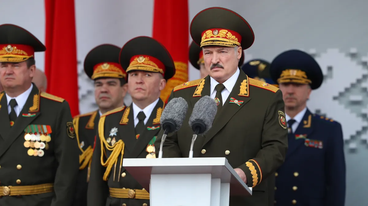 Лукашенко заявил, что Украина открыла «фронт против Белоруссии». РБ о развертывании совместной региональной группировки войск