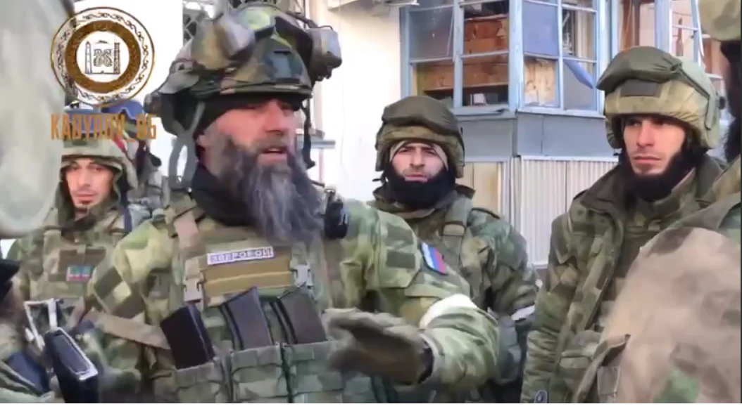 Кадыров показал видео ликвидации снайперских дотов и тайников с оружием бойцами из Чечни в военной операции на Украине