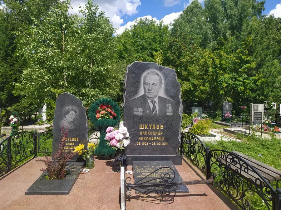 Как покоится прах известных горожан: шесть знаковых могил кладбища Бердска