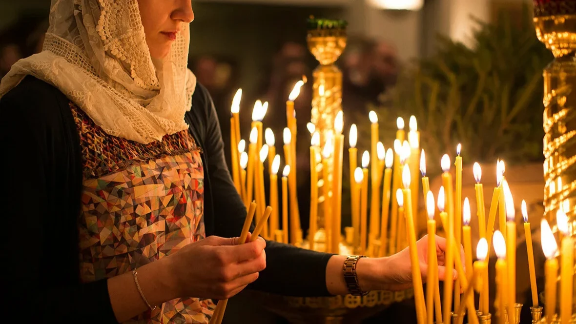 Все православные праздники сопровождаются обязательной молитвой. Фото: pxhere.com