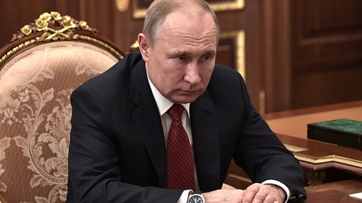 Сколько лет Путин у власти: почему россияне отдают сердце и голоса президенту, есть ли у него преемник и сколько лет Владимир Путин будет править Россией