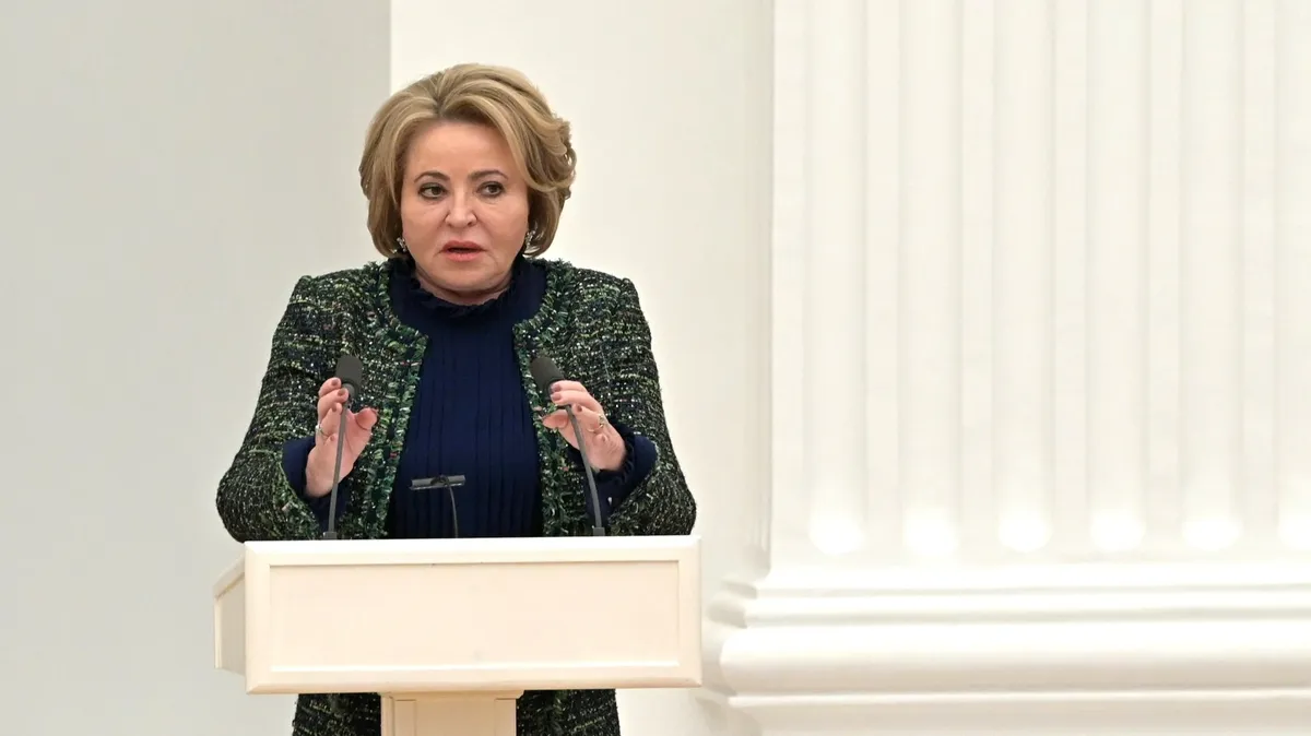 Валентина Матвиенко призвала парламенты России и Украины к переговорам: «Мы за мирное решение кризиса»
