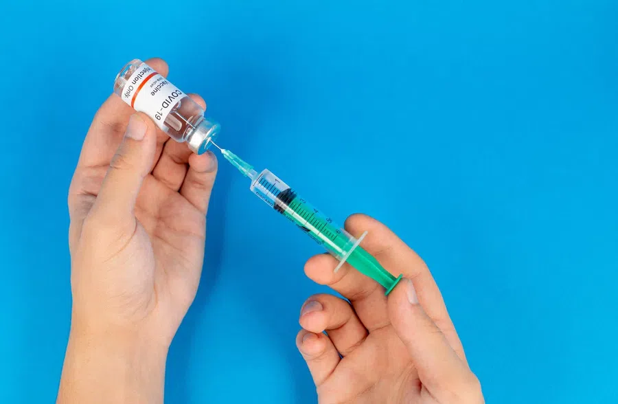 Откуда появился «Омикрон»: виновата ли низкая вакцинация? Вот что говорит наука