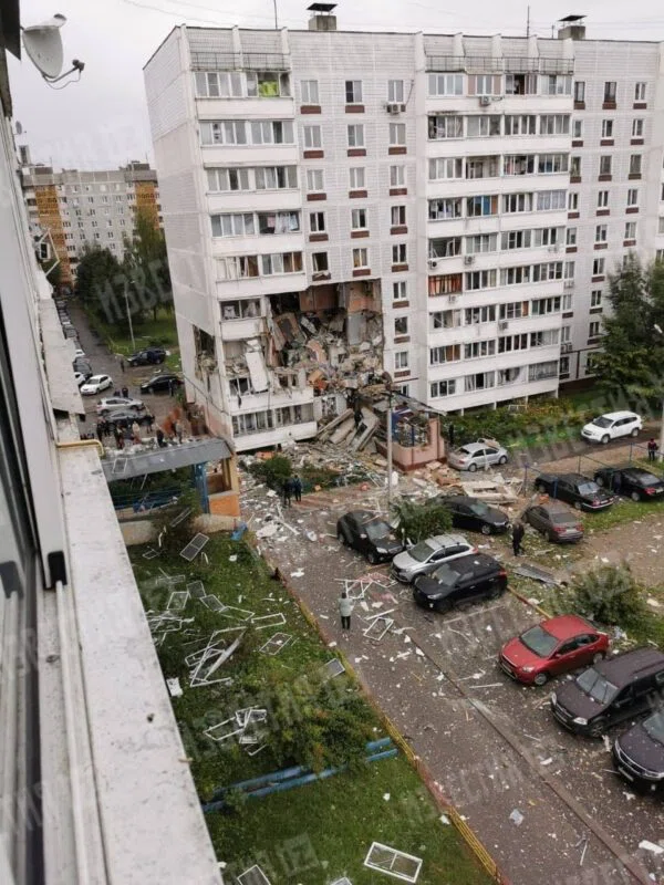 Вынесло три этажа: жилой дом взорвался в подмосковном Ногинске