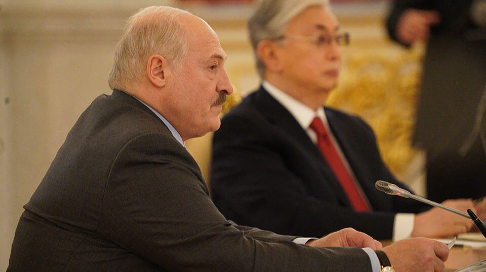 Лукашенко: Запад агрессивно настроен против Белоруссии и РФ