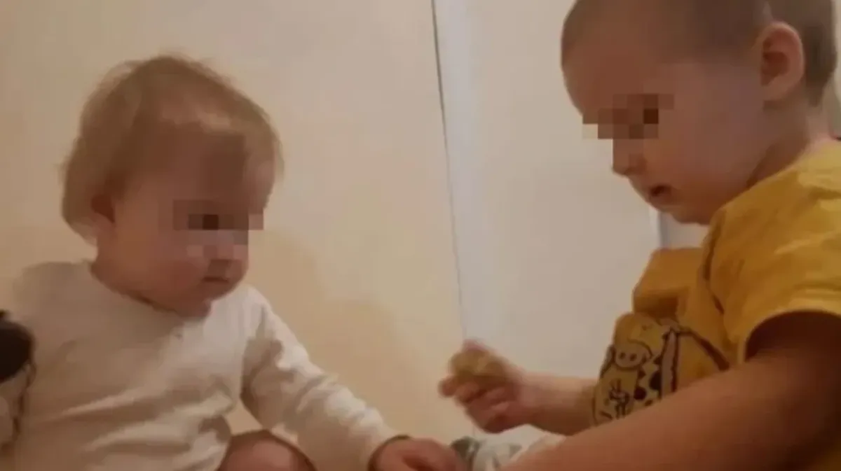В Новосибирске возбудили уголовное дело на мать, чьи малолетние дети погибли при пожаре