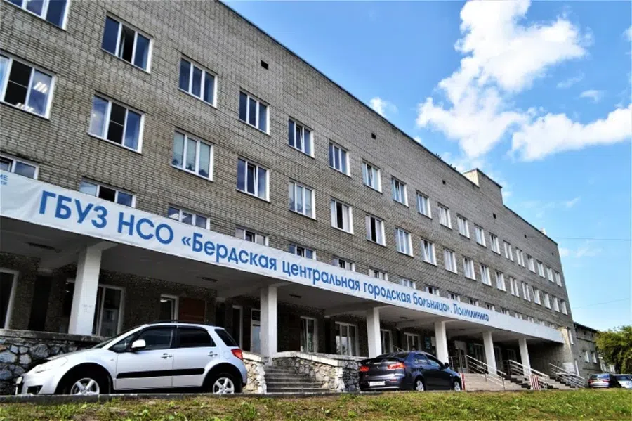 В Бердске для сомневающихся в вакцинации от коронавируса и желающих поставить прививку в ЦГБ работает новый специальный телефон