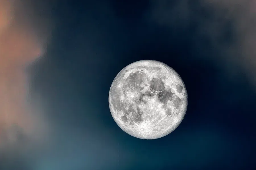 Общеизвестным фактом является то, что лунные циклы сильно влияют на финансовое благополучие. Фото: Pixabay.com