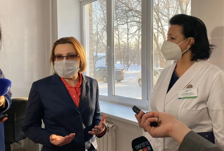 В Бердске открыли центр онкологической помощи для 4 000 больных раком. Пациентов примут два врача - Артем Лаптев и Татьяна Квон