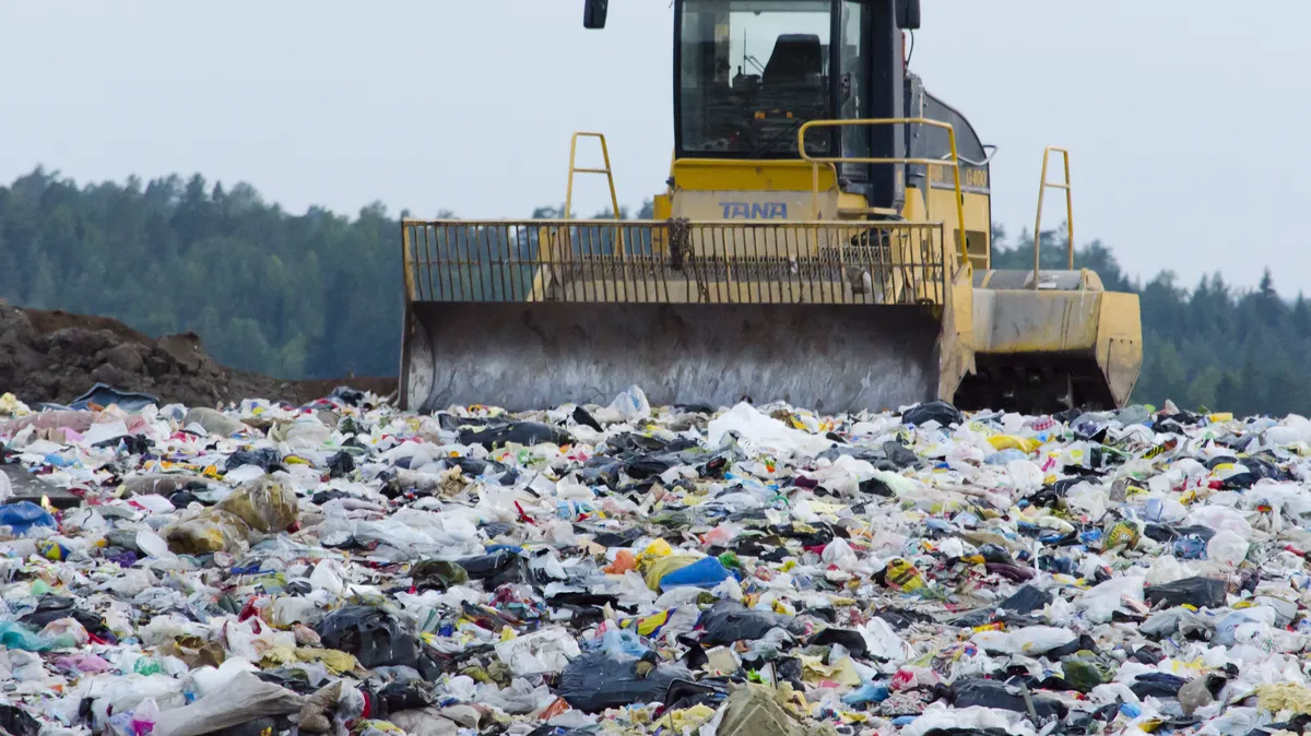 Под Новосибирском хотят построить опасный мусорный полигон