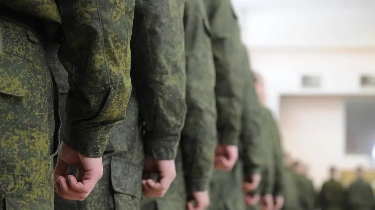 Генерал из Государственной Думы заявил о необходимости отправлять всю молодежь на военные сборы
