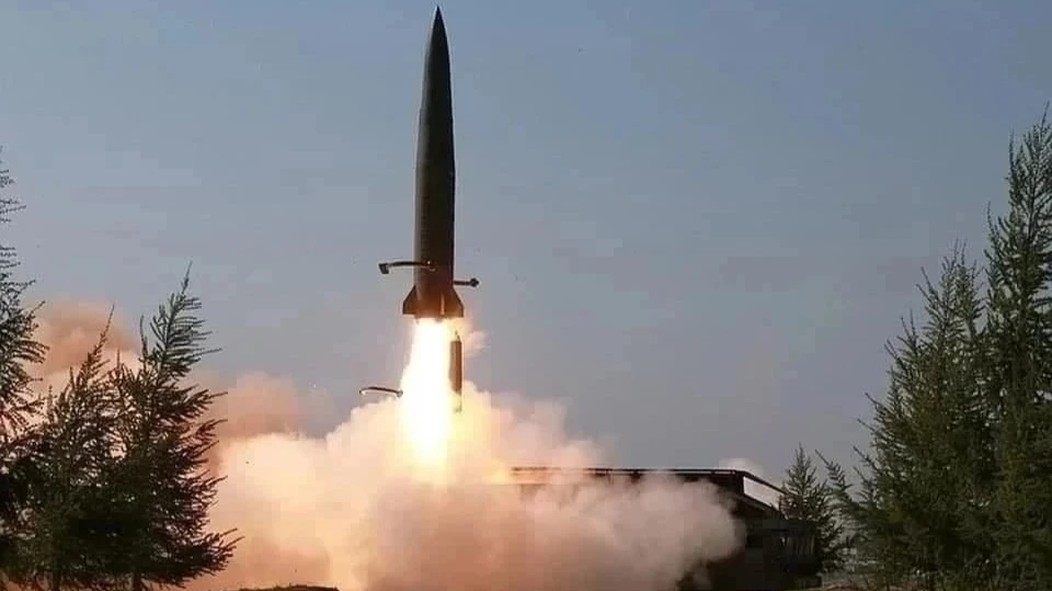 Южная Корея запустила баллистические ракеты в сторону Японского моря. Американцы поступок осудили