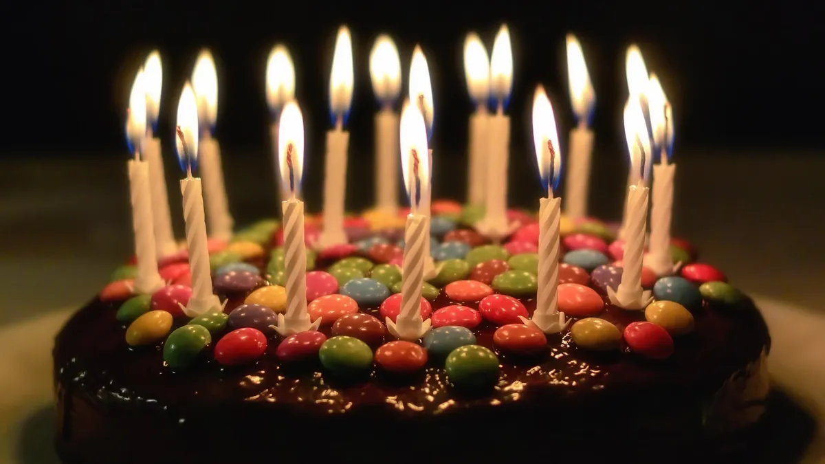 Ко дню рождения существует большое количество примет. Фото: pxhere.com