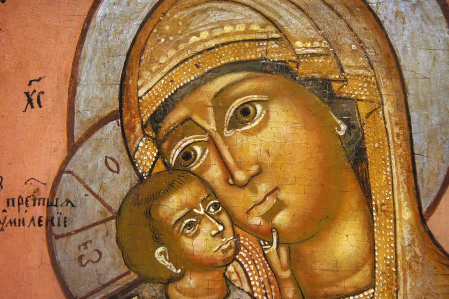 27 октября - праздник Яхромской иконы Божией Матери: история святыни и почему к ней не иссякает поток верующих