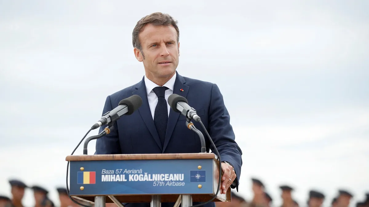 Французский лидер подчеркнул, что Франция не находится в состоянии войны с Россией, несмотря на европейскую поддержку Украины. Фото: Йоан Валат/AFP/Getty Images
