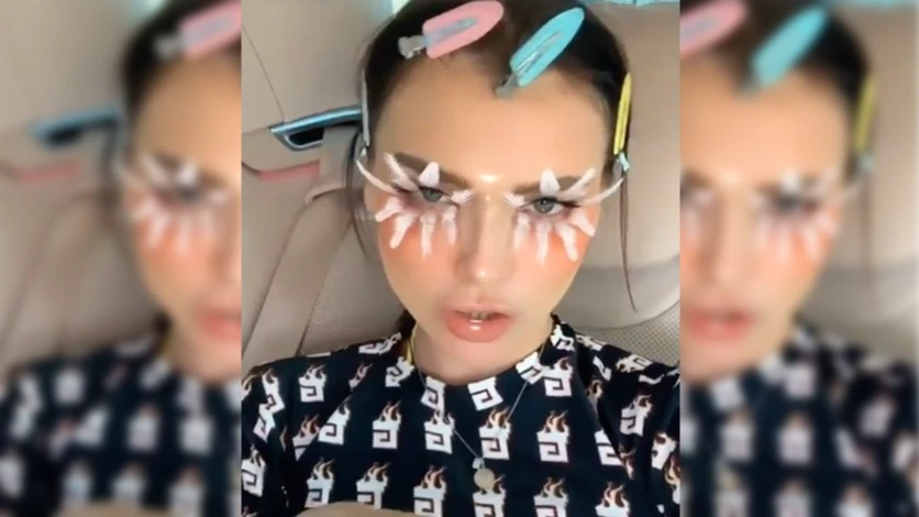 Российские звезды возмутились отсутствием масок в Instagram*, скрывающих недостатки 