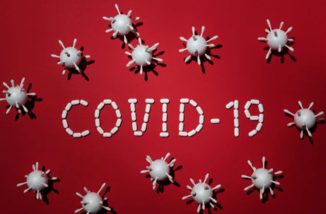 В России за сутки выявили 28 363 случая коронавируса