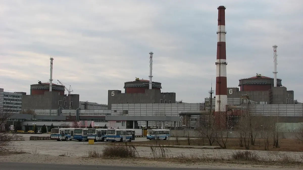 «Игра с огнем». Атаки ВСУ по Запорожской АЭС могут привести к катастрофическим последствиям