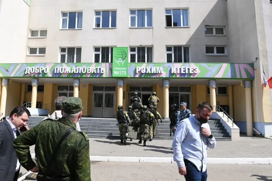 Директор гимназии №175 в Казани, где Галявиев расстрелял школьников, не признала вину в халатности