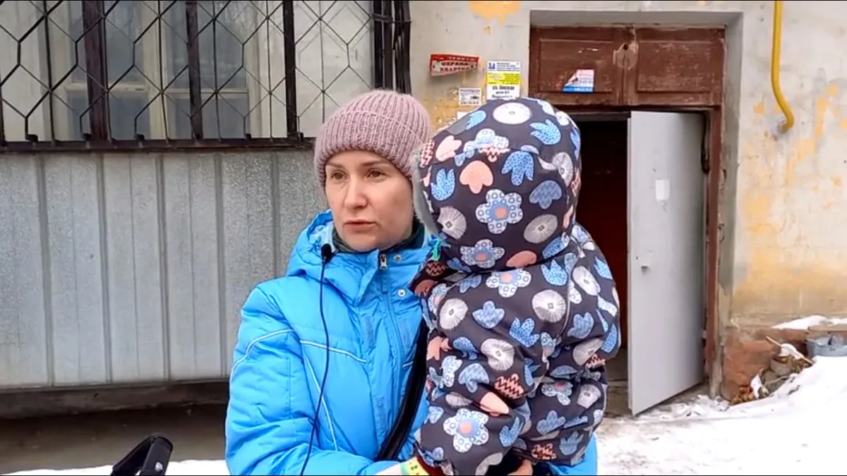 В Челябинске мать двоих детей собирается объявить голодовку, чтобы вернуть горячую воду в дом