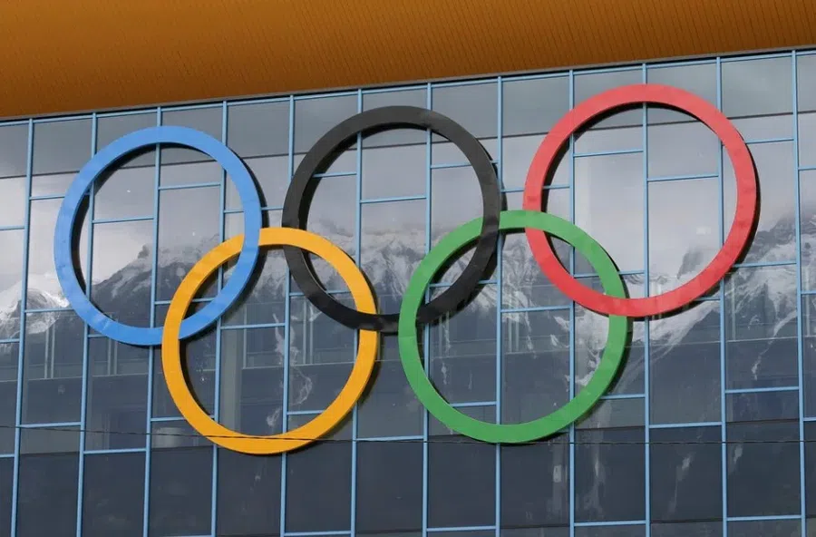 В Пекине стартовала эстафета олимпийского огня зимних Игр 2022 года