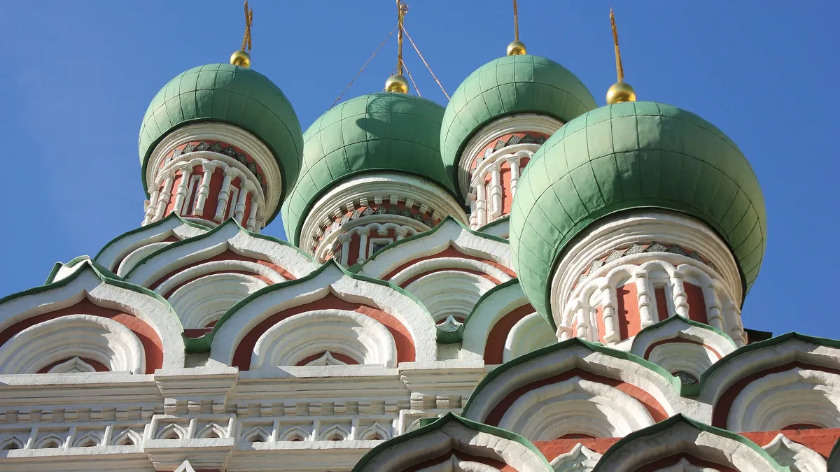 Во все православные праздники необходимо не забывать ходить в церковь. Фото: Flickr.com