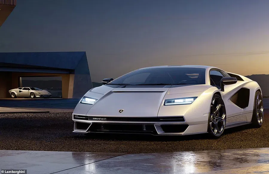 Lamborghini Countach  возродился гибридом V12 стоимостью 2 миллиона фунтов стерлингов - все 112 экземпляров проданы