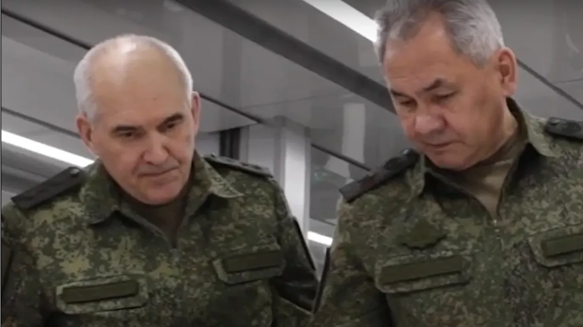 Шойгу вылетел на линию фронта военной операции на Украине – видео 