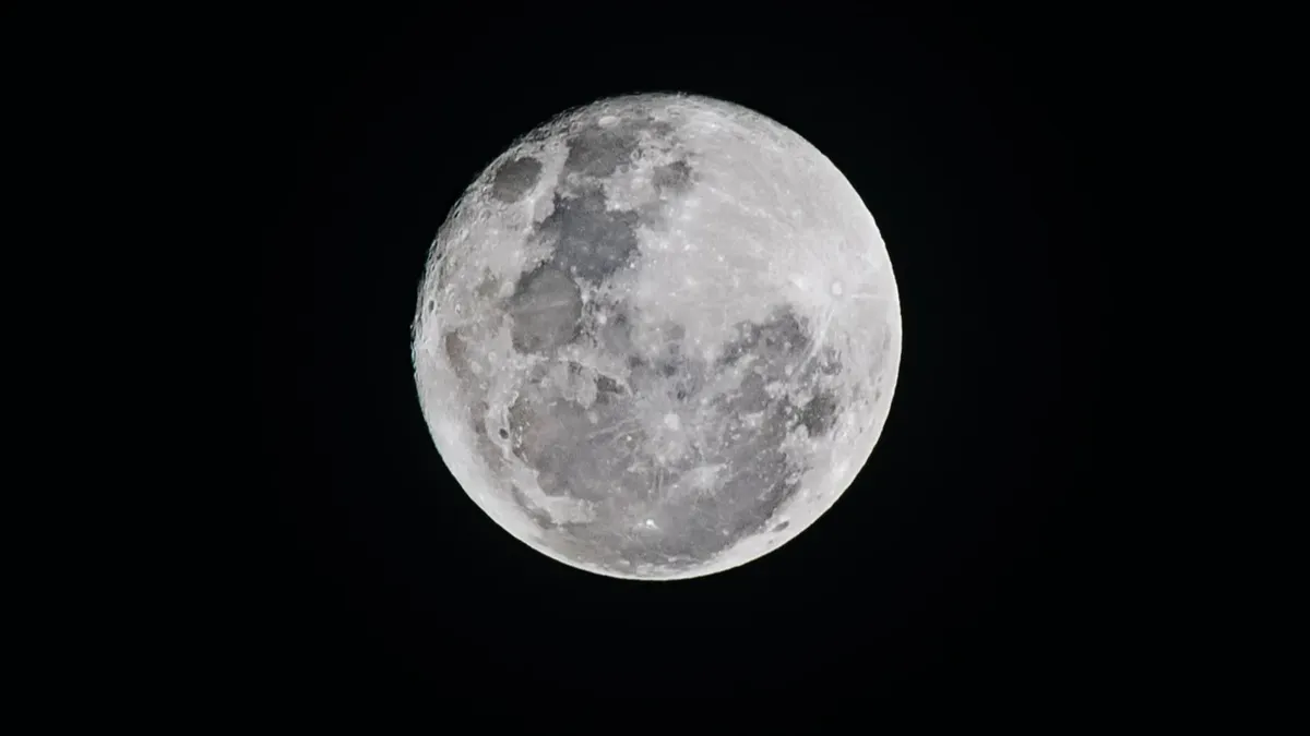 В мае будет как новолуние, так и полнолуние наряду с лунным затмением. Фото: www.pexels.com