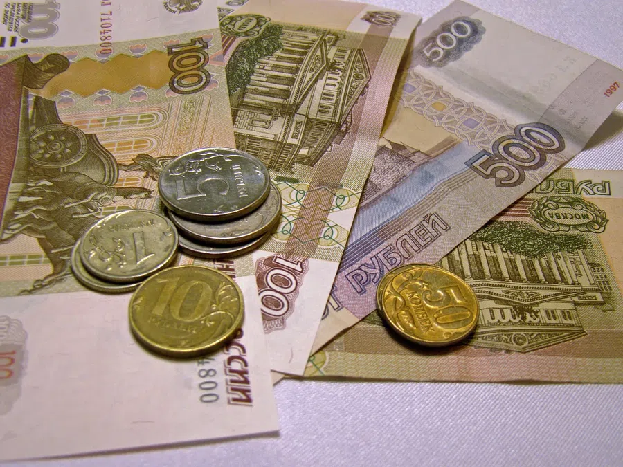Центробанк изменит правила расчета курса доллара к рублю