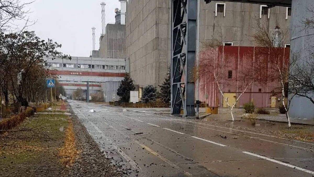 ВСУ обстреляли Запорожскую АЭС: попали в корпус, где хранится ядерное топливо - видео