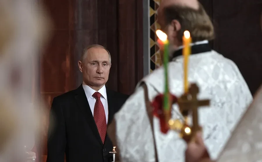  Путин на пасхальном богослужении